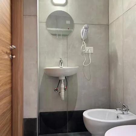 Brivio 2* ميلان